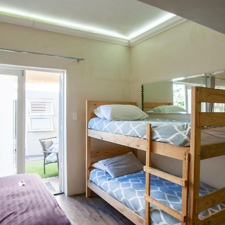 Bedrock Family 4 Sleeper En-Suite Studio Kapské Město Exteriér fotografie