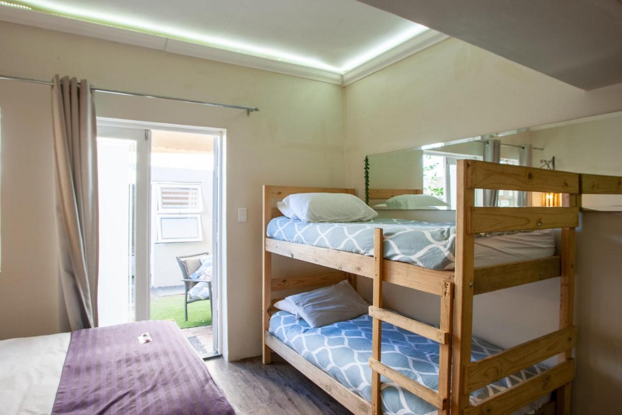 Bedrock Family 4 Sleeper En-Suite Studio Kapské Město Exteriér fotografie